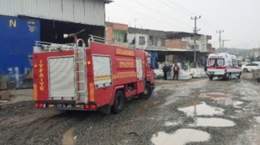 Demir At&ouml;lyesinde İş Kazası: 1 Yaralı