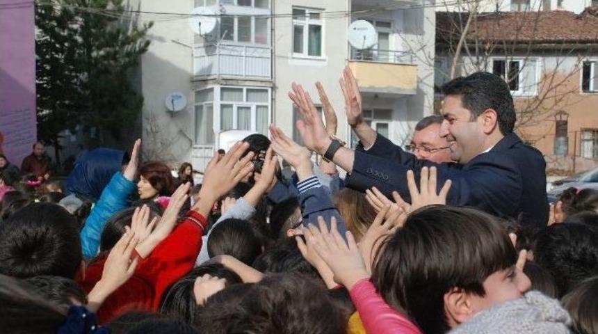 Küçük Başkana Destek