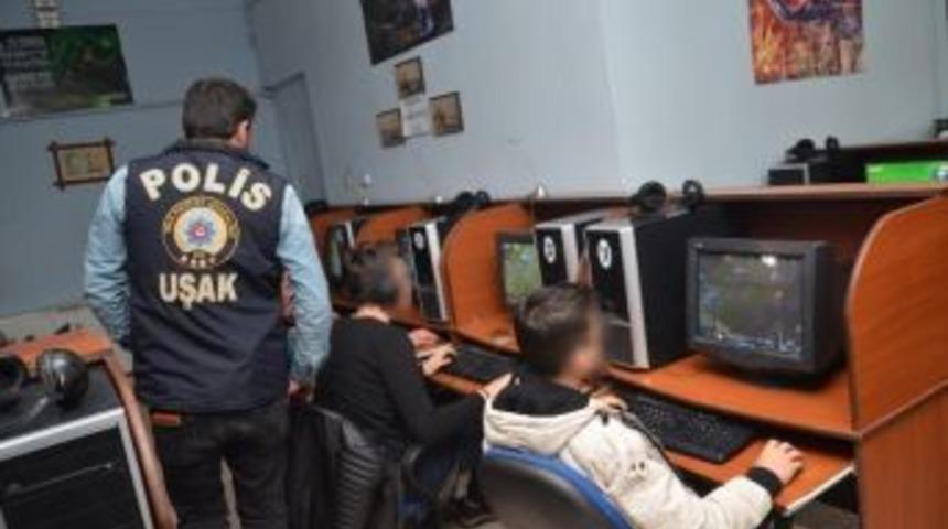Uşak&rsquo;ta Polisin G&ouml;z&uuml; İnternet Cafeler &Uuml;zerinde