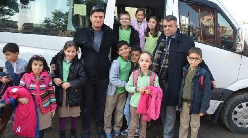 Emniyet M&uuml;d&uuml;r&uuml; Okul Servislerini Denetledi