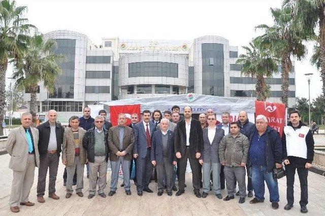 Bayırbucak Türkmenleri Antalya’dan Giden Battaniyelerle Isınacak