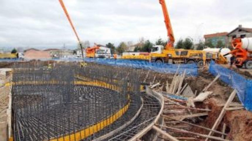 Başiskele Kullar Arıtma Tesisi Yenileme İnşaatı S&uuml;r&uuml;yor