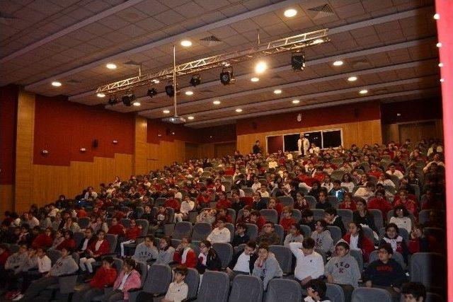 ’sağlıklı Besleniyoruz, Hastalıklardan Korkmuyoruz’