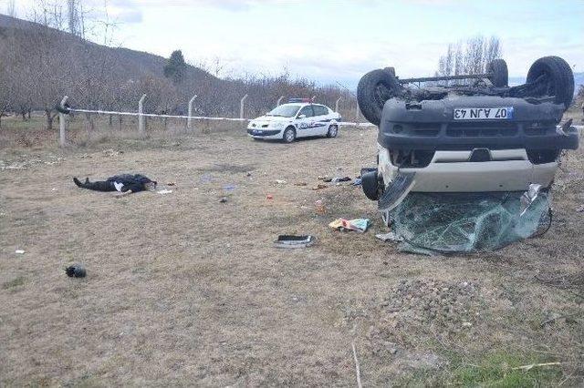 Çankırı’da Trafik Kazası: 1 Ölü, 1’i Çocuk 4 Yaralı