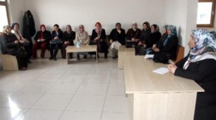 Cami Temizlik&ccedil;ilerine Seminer Verildi