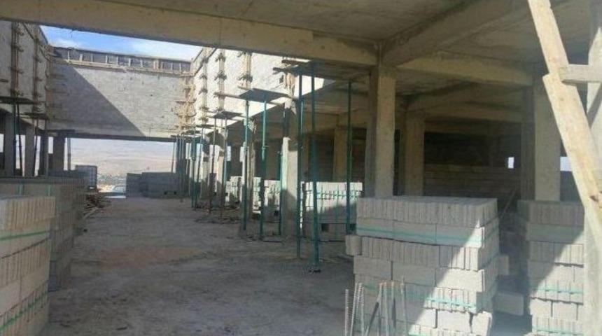 Niğde’ye Modern Hal Kompleksi Ve Köy Garajı Yapılacak