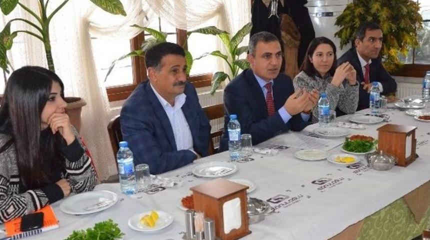 Muhtarlarla Iğdır&rsquo;ın Sorunları Masa Yatırıldı