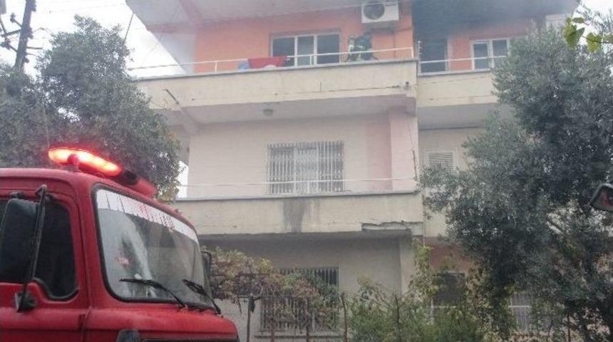 Ceyhan&rsquo;da Ev Yangını