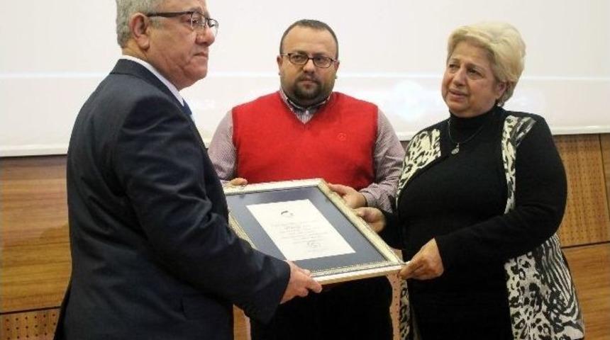 Gaziantep Folklor Kul&uuml;b&uuml;&rsquo;ne Hizmet &Ouml;d&uuml;l&uuml;