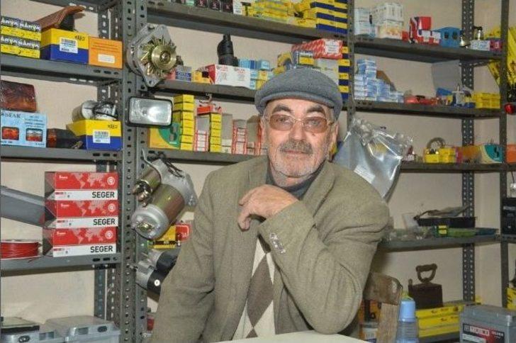 25 Yıllık Sorunun Çözümüne Pankartlı Teşekkür G4