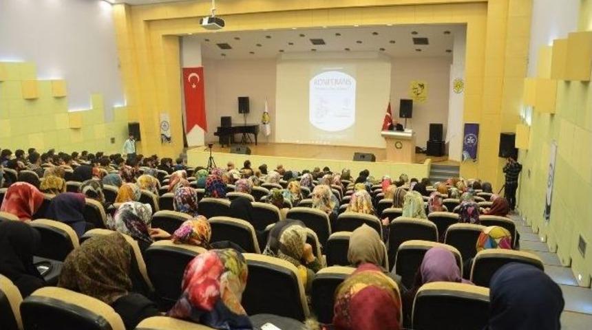 &Uuml;niversitede Mevlana&rsquo;yı Anlama Programı D&uuml;zenlendi