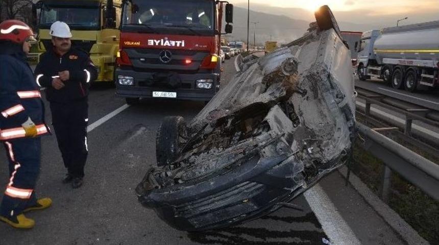 Kazadan Sonra Kopan Sa&ccedil;ları Otomobilde Kaldı