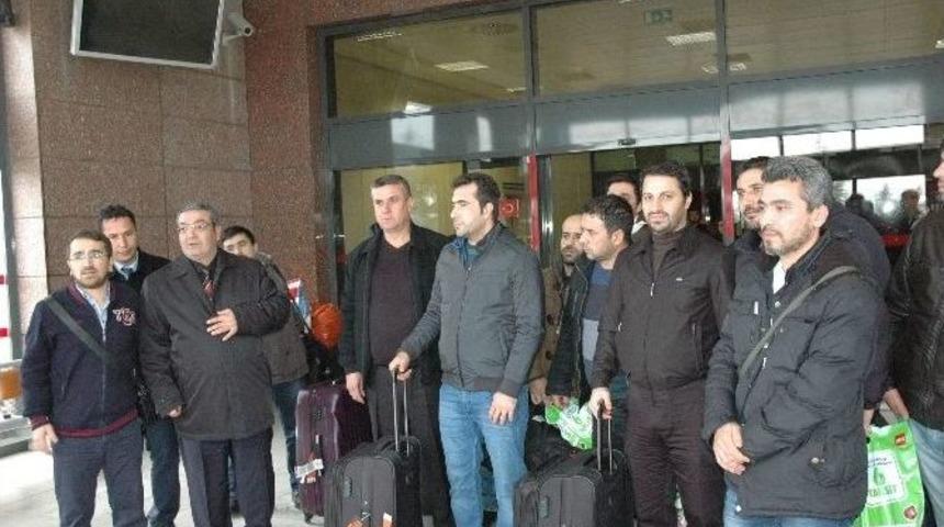 Merinos Rusya Tesislerinde &Ccedil;alışan 15 T&uuml;rk Ailelerine Kavuştu