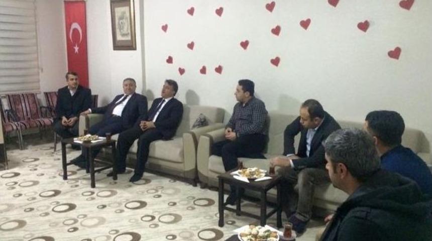 Milli Eğitim M&uuml;d&uuml;r&uuml; Seyfi &Ouml;zkan&rsquo;dan, İhh&rsquo;ya Ziyaret