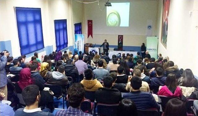 Babaeski’de “çağrı Merkezi Dünyasını Konuşuyoruz” Semineri