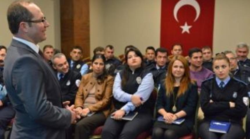 Zabıtaya &Ouml;fke Kontrol&uuml; Semineri