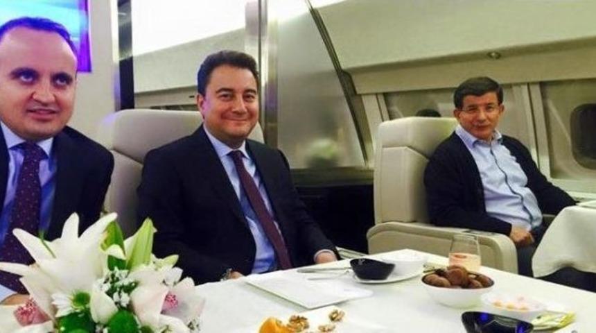 Turan, Br&uuml;ksel Gezisinde Başbakan Davutoğlu&rsquo;na Eşlik Etti