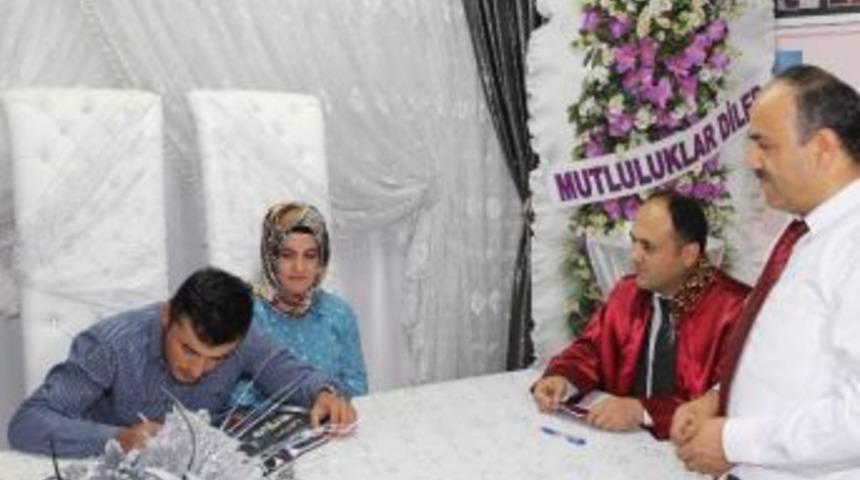 Beyşehir&rsquo;de 2015&rsquo;te 535 &Ccedil;ift D&uuml;nya Evine Girdi