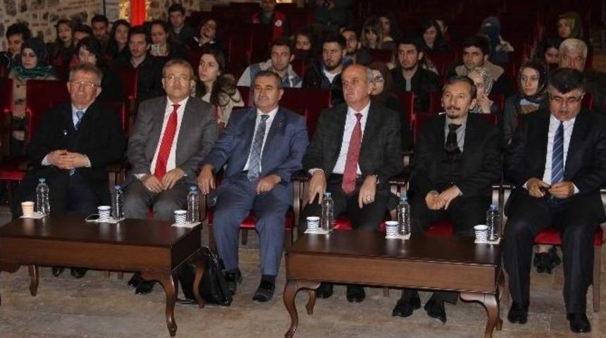 Do&ccedil;. Dr. Doğan&rsquo;dan Mesnevi Konferansı