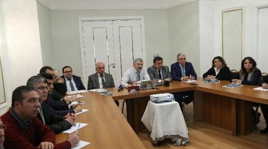 Başkan &Ccedil;elik Şehri Dinliyor