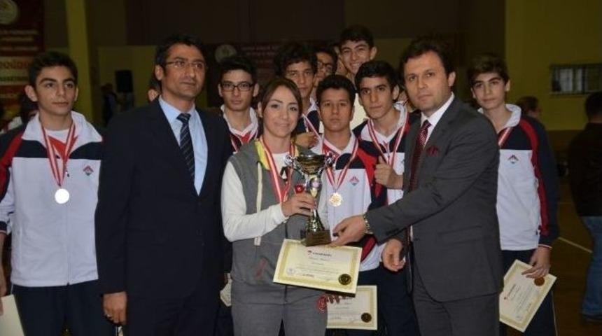 Okullararası Yıldız Erkekler Basketbol M&uuml;sabakaları Tamamlandı