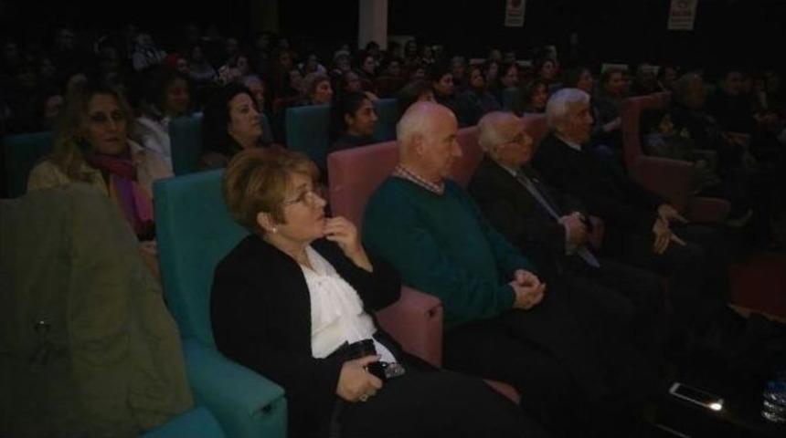 &rsquo;anam Bacım Avradım&rsquo; Mudanya&rsquo;da Sahnelendi