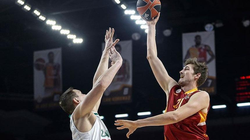 Tibor Pleiss Anadolu Efes'te