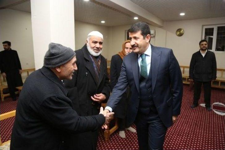 Başkan Ekinci Tapu Dağıtmaya Başladı G1