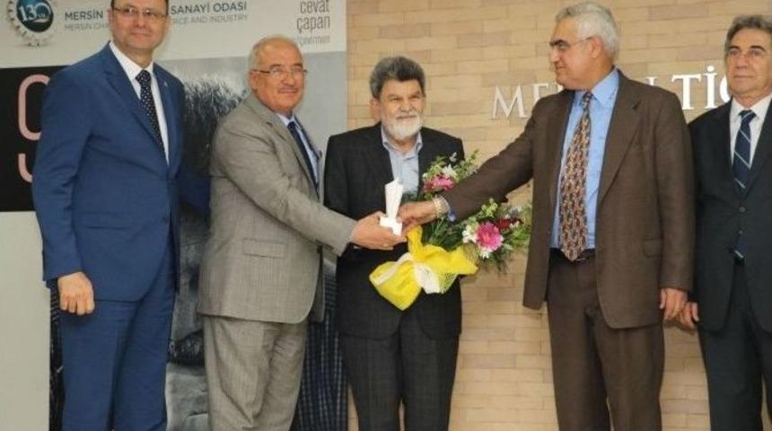 Mersin Kenti Edebiyat &Ouml;d&uuml;l&uuml; Cevat &Ccedil;apan&rsquo;a Verildi