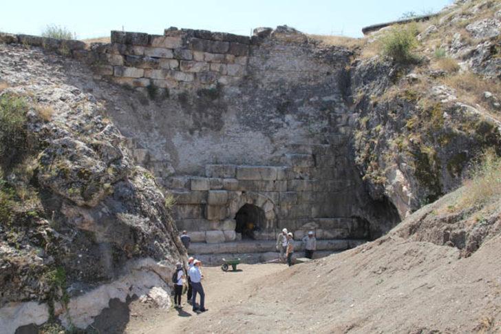 Kazdıkça fışkırıyor!  G2