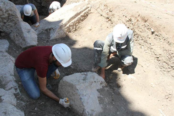 Kazdıkça fışkırıyor!  G3