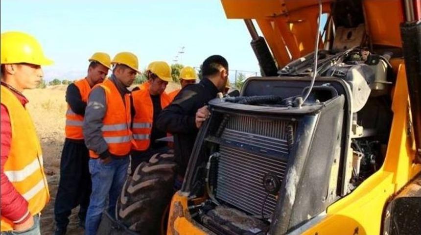 Mut&rsquo;ta İş Makinesi Operat&ouml;r&uuml; Yetiştirme Kursu