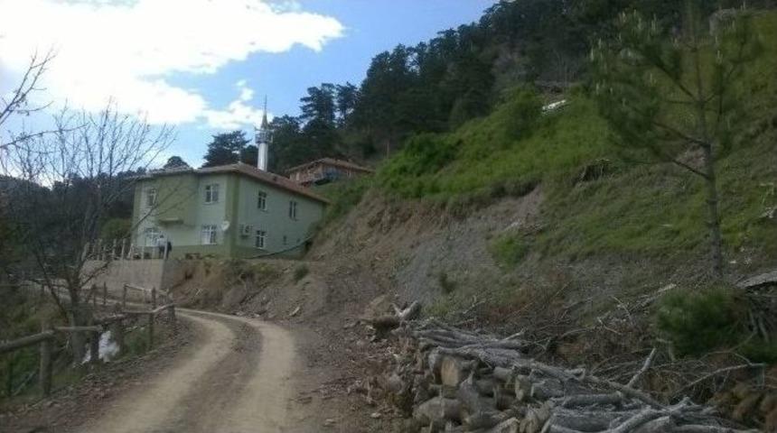 &Ccedil;aybaşı K&ouml;y&uuml;&rsquo;nde Voltaj D&uuml;ş&uuml;kl&uuml;ğ&uuml; Y&uuml;z&uuml;nden Elektrikli Ev Aletleri &Ccedil;alışmıyor