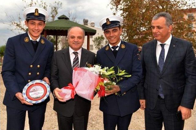 Vali Çakacak, Silifke’de Öğrencilerle Buluştu