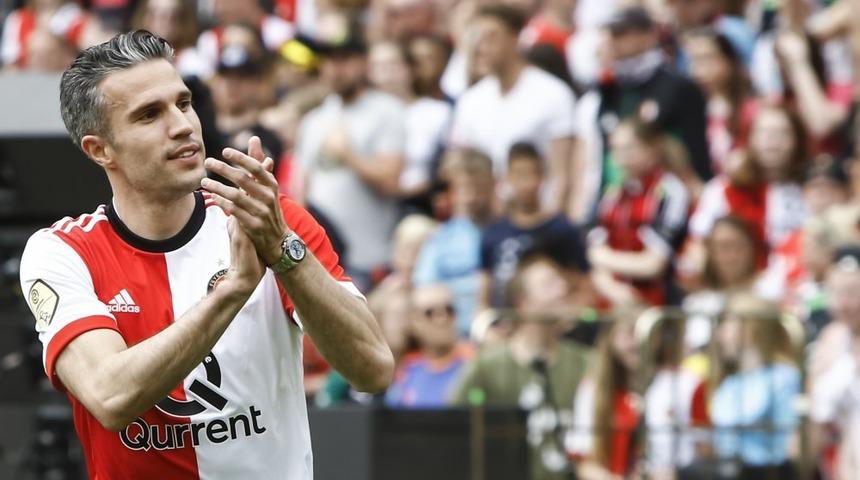 Feyenoord'da kaptan Robin van Persie