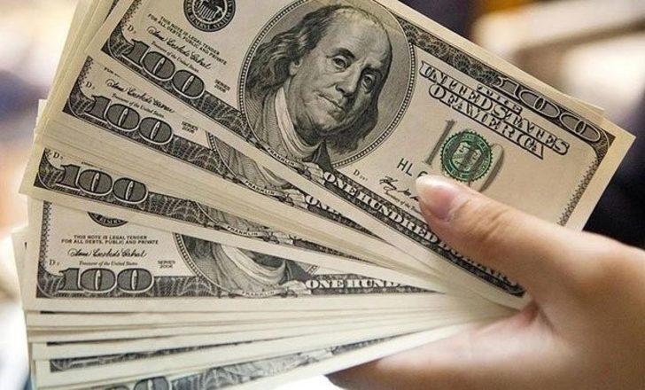 Dolardan tarihi rekor: 5 TL Dolardan tarihi rekor: 5 TL