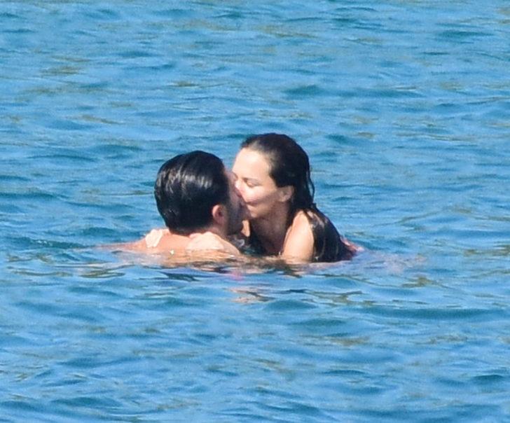 Ebru Şallı ve Uğur Akkuş özgürlüğün tadını çıkardı G5