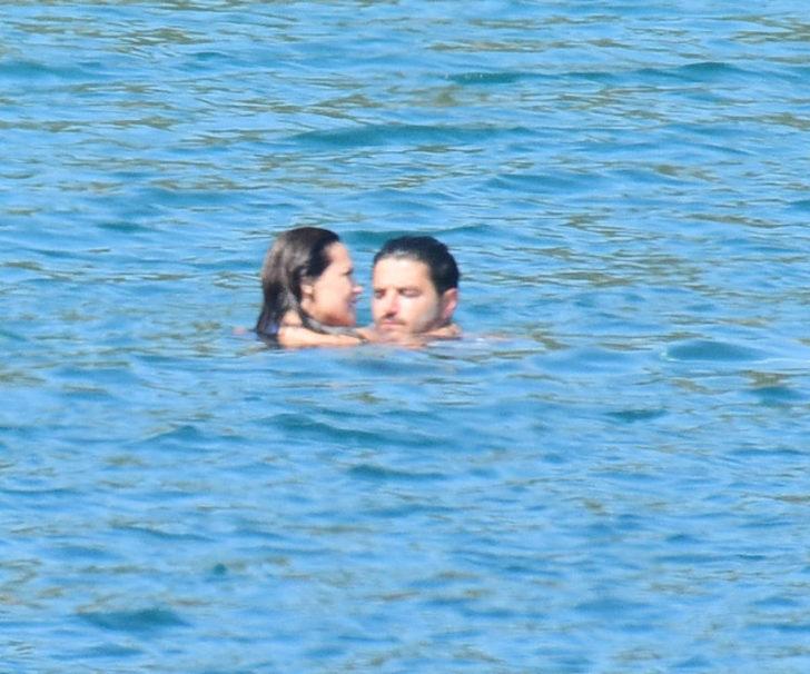 Ebru Şallı ve Uğur Akkuş özgürlüğün tadını çıkardı G3