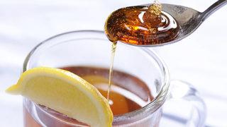 Bademcik iltihabına ne iyi gelir? Bademcik iltihabını ilaçsız tedavi etmek için evde uygulanabilecek 8 iyileştirici yöntem