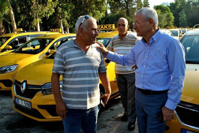 İzmir'de taksi ücretleri zamlandı