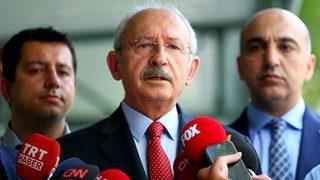 Kılıçdaroğlu, Enis Berberoğlu'nun eşini ziyaret etti