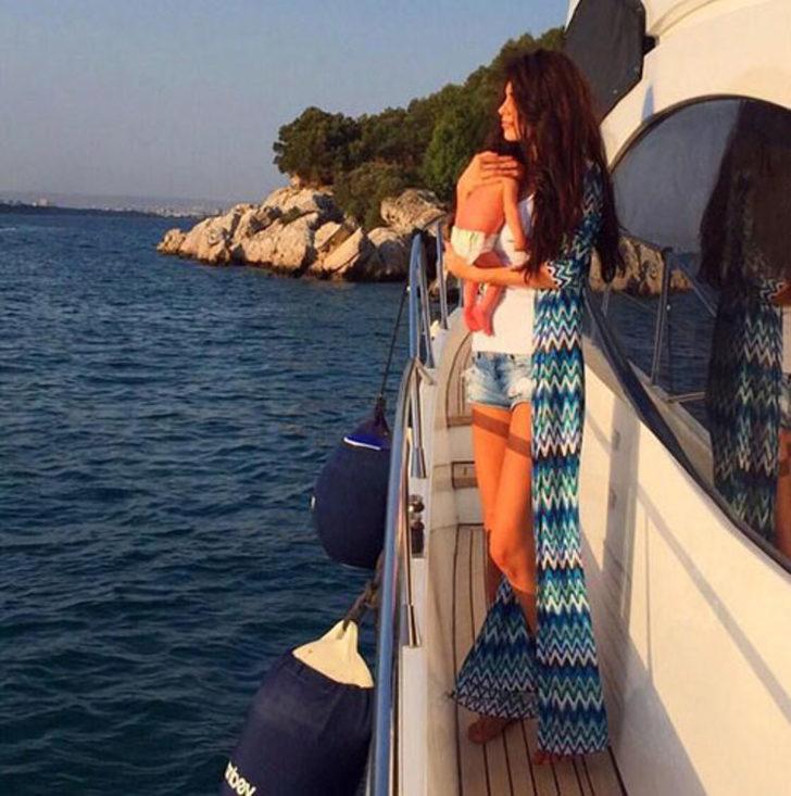 'Karnındaki kitleyi fark edip, hastaneye koştum' G4