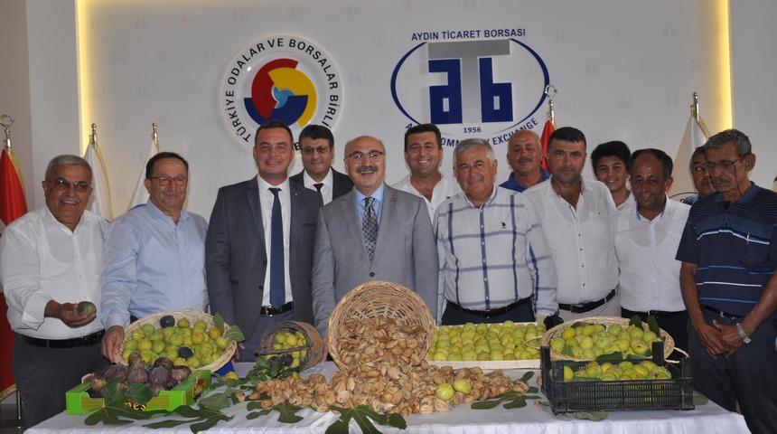 Aydın'da yılın ilk kuru inciri kilosu 80 TL'den satın alındı
