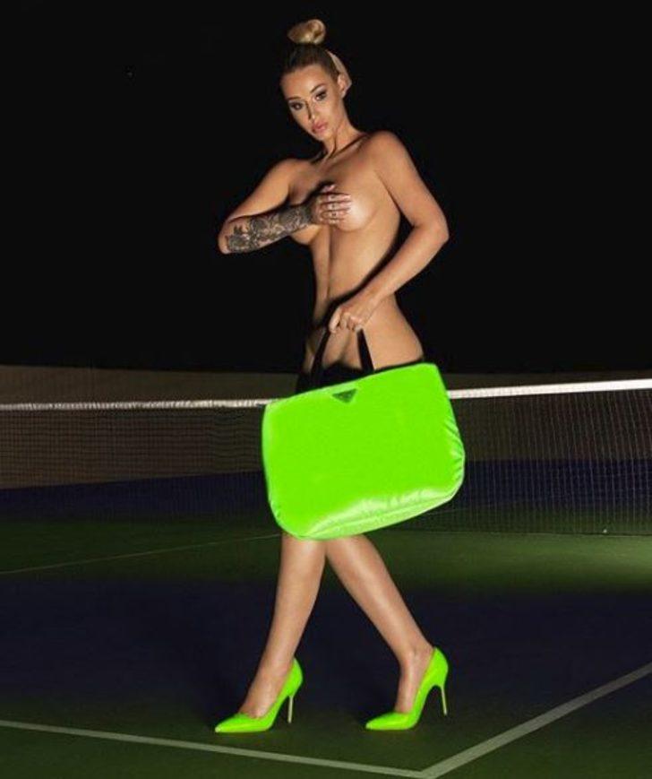 Yeni albümü için soyundu G2