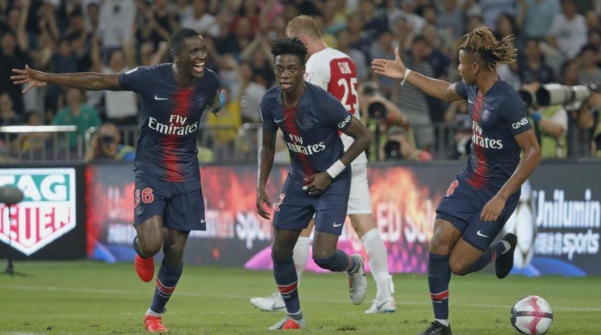 PSG kupayı eze eze aldı