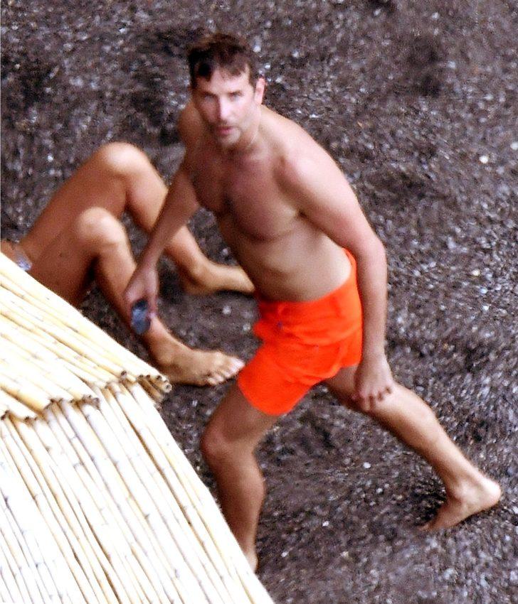 Irina Shayk-Bradley Cooper çifti gerildi G2