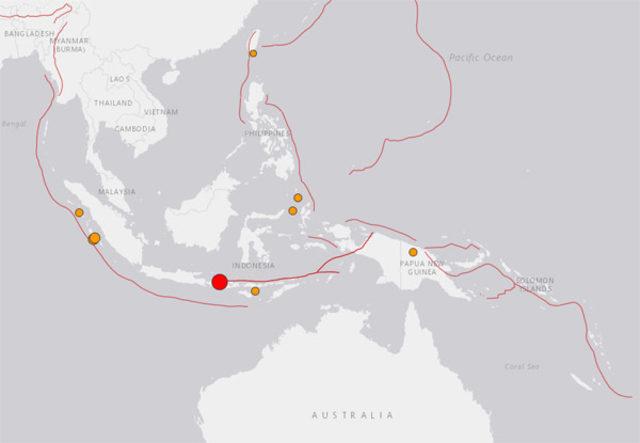 son-dakika-endonezya-da-7-buyuklugunde-deprem-12070858