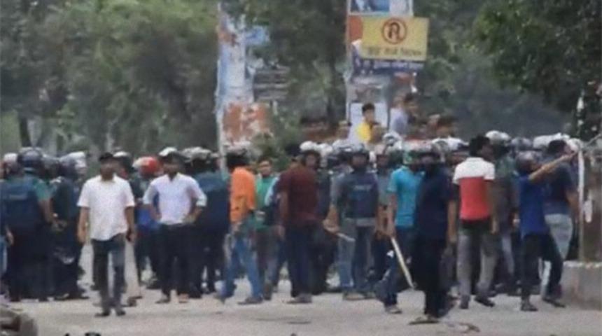 ABD'nin Dakka Büyükelçisi'nin konvoyuna silahlı saldırı