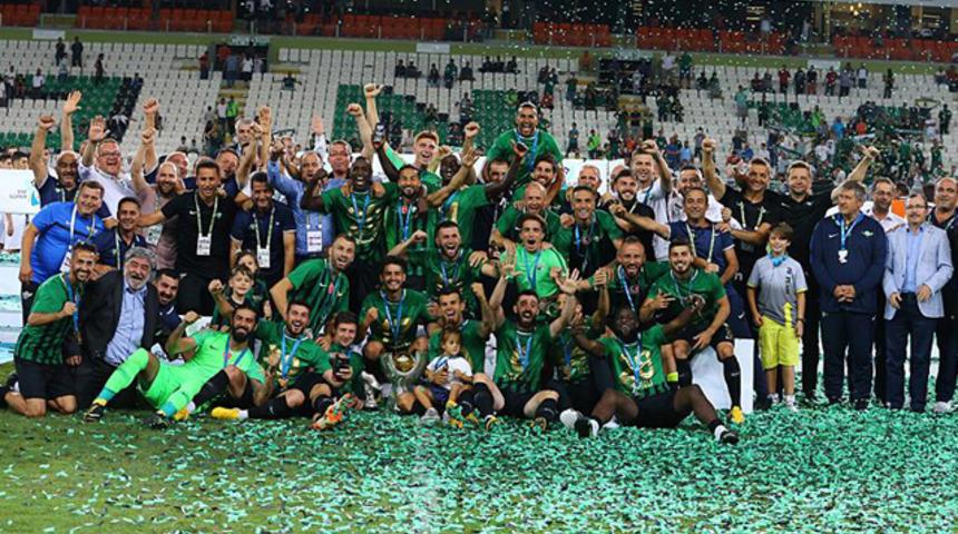 Akhisarspor tarihinde ilk kez Süper Kupa'yı kazandı