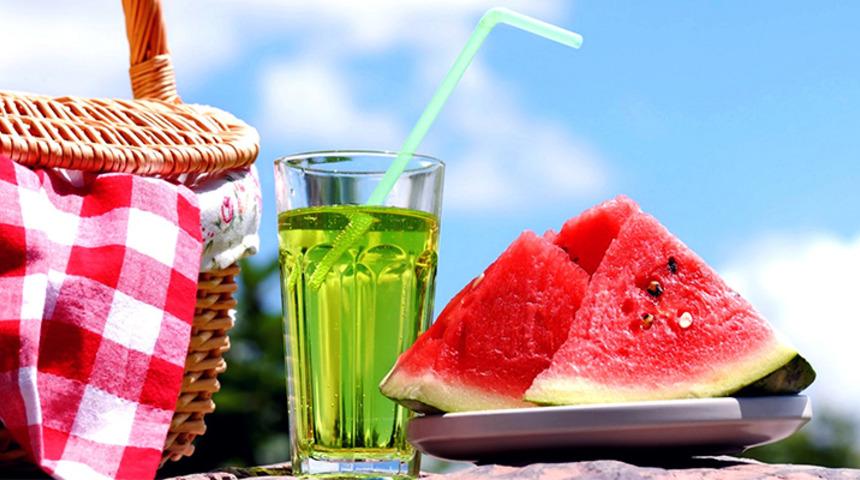 Sıcak hava ne yenir? Yaz g&uuml;nlerinde ne yemeli? Soğuk yaz yemekleri derdinizin devası olacak!